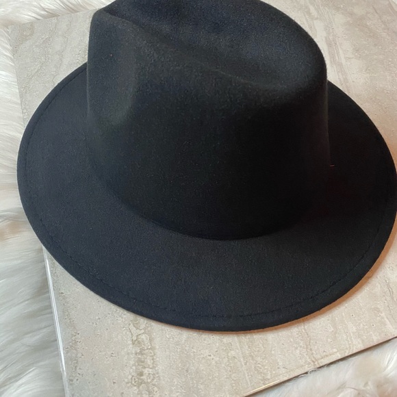 Fedora Two Tone - Picture 3 of 3